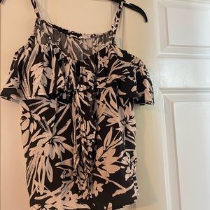 Black and white cotton cold shoulder top size small